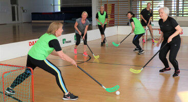 Team Sports lower blood pressure and improve function in patients with chronic diseases