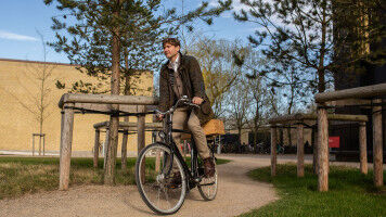 Han har afkodet bakteriernes hemmelighed: Det g�lder om at have meget klare m�l for sig selv