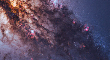 Intergalactic experiment: Researchers hunt for mysterious dark matter particle with clever trick